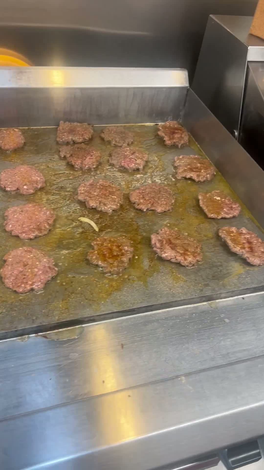 Event day lineup at Mallie's Burgers